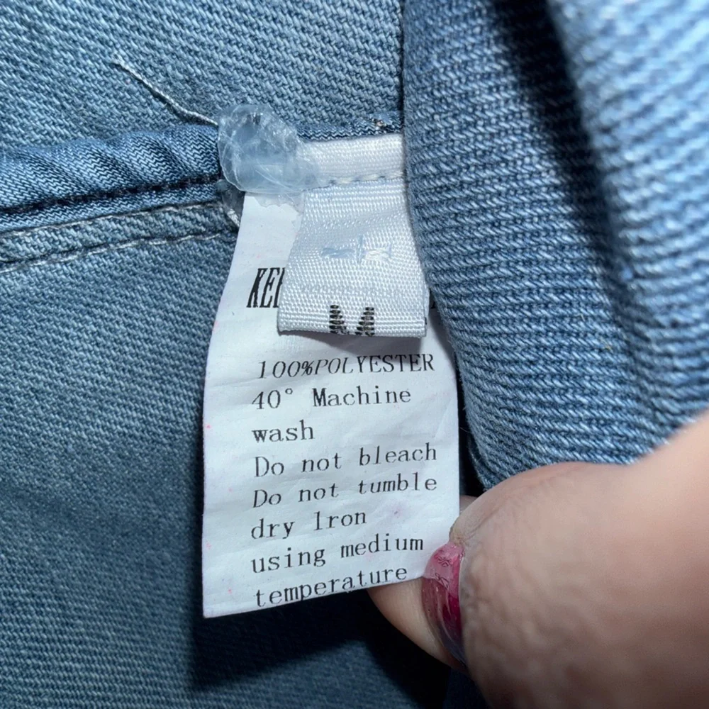 Light‎ Blue Denim Button-Up Vest with Floral Tag